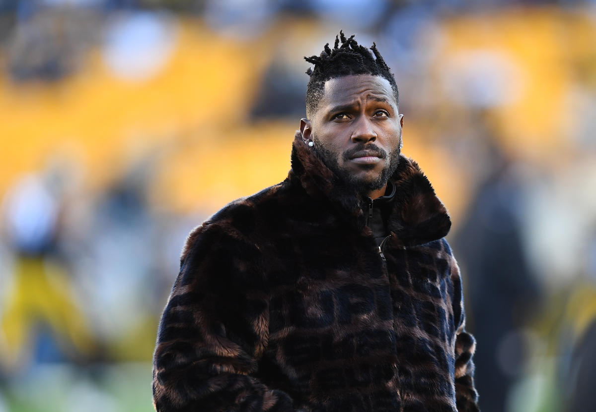 Antonio Brown isn't happy he got fined by the Raiders – New York