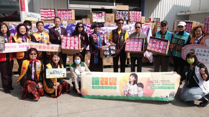 家扶少女因愛飛翔　公益團體捐345箱衛生棉終結月經貧窮