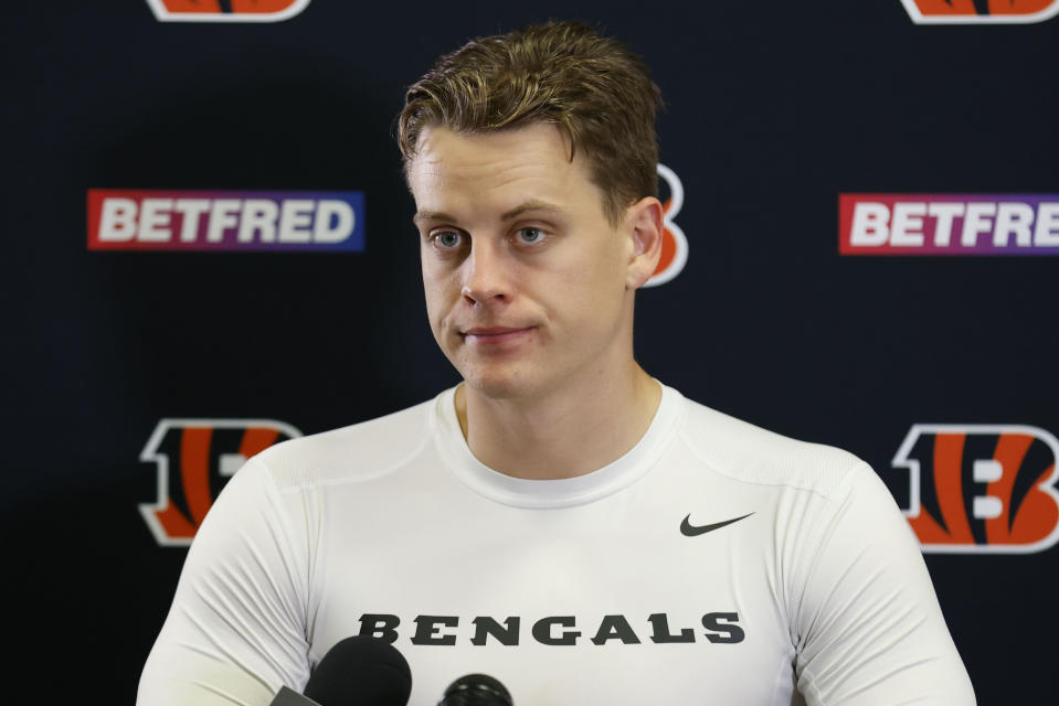 Cincinnati Bengals quarterback Joe Burrow meets with reporters after a loss to the Cleveland Browns in an NFL football game in Cleveland, Monday, Oct. 31, 2022. (AP Photo/Ron Schwane)