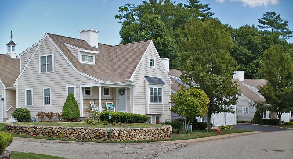 Retirees Kathy and Larry Lavery have downsized from their Milton home to a smaller home in the Villages at Weathervane, South Weymouth. Thursday, Aug. 25, 2022.