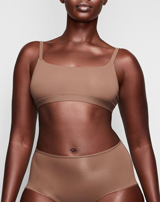 SKIMS Fits Everybody Racerback Bralette - Clay