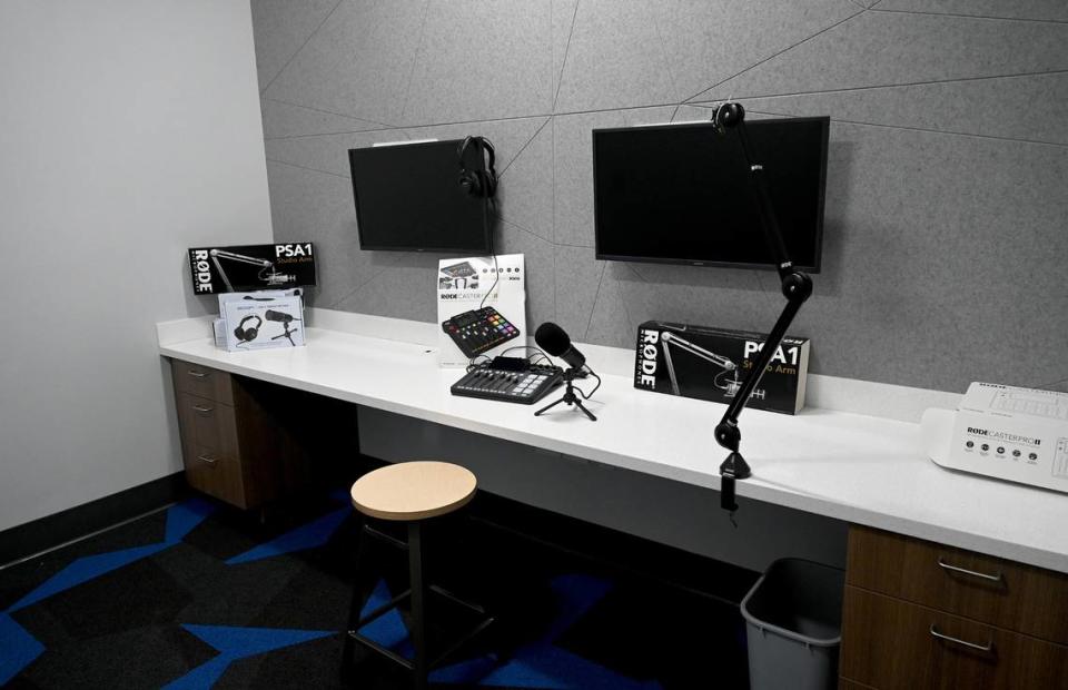 The Lakewood Ranch Library at 16410 Rangeland Parkway will open Friday, Jan. 12, 2024. The county’s newest library features a recording studio for podcasters. Tiffany Tompkins/ttompkins@bradenton.com