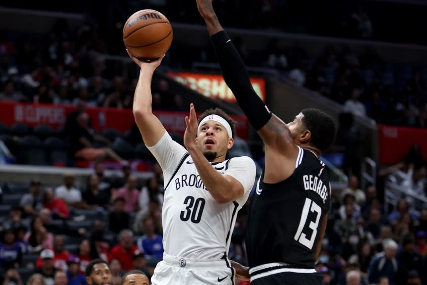 Seth Curry one-handed lob against Clippers white jersey