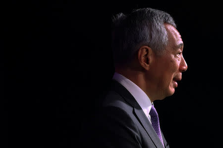 Singapore's Prime Minister Lee Hsien Loong speaks at the ASEAN Business and Investment Summit in Singapore, November 12, 2018. REUTERS/Athit Perawongmetha