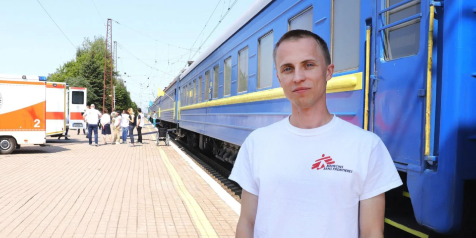 Anesthesiologist Maksym Zharikov helps save wounded civilians in hospital in Kostyantynivka <span class="copyright">DR</span>