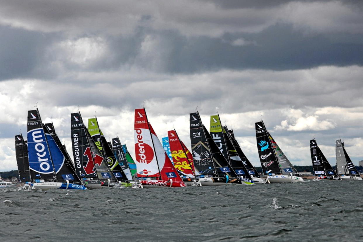 Départ de Caen pour les 32 navigateurs de la Solitaire du Figaro.   - Credit:LOU BENOIST / AFP