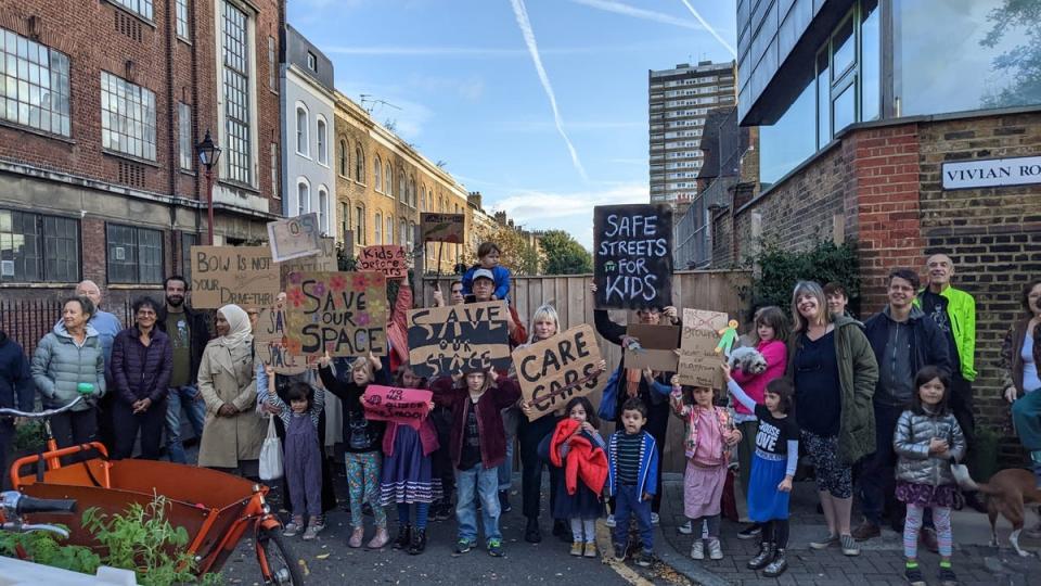 Chisenhale parents and children protest at the removal of their school street (Supplied)