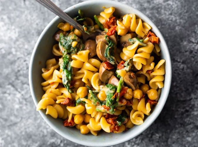 27 One-Pot Pasta Recipes for Lazy Nights