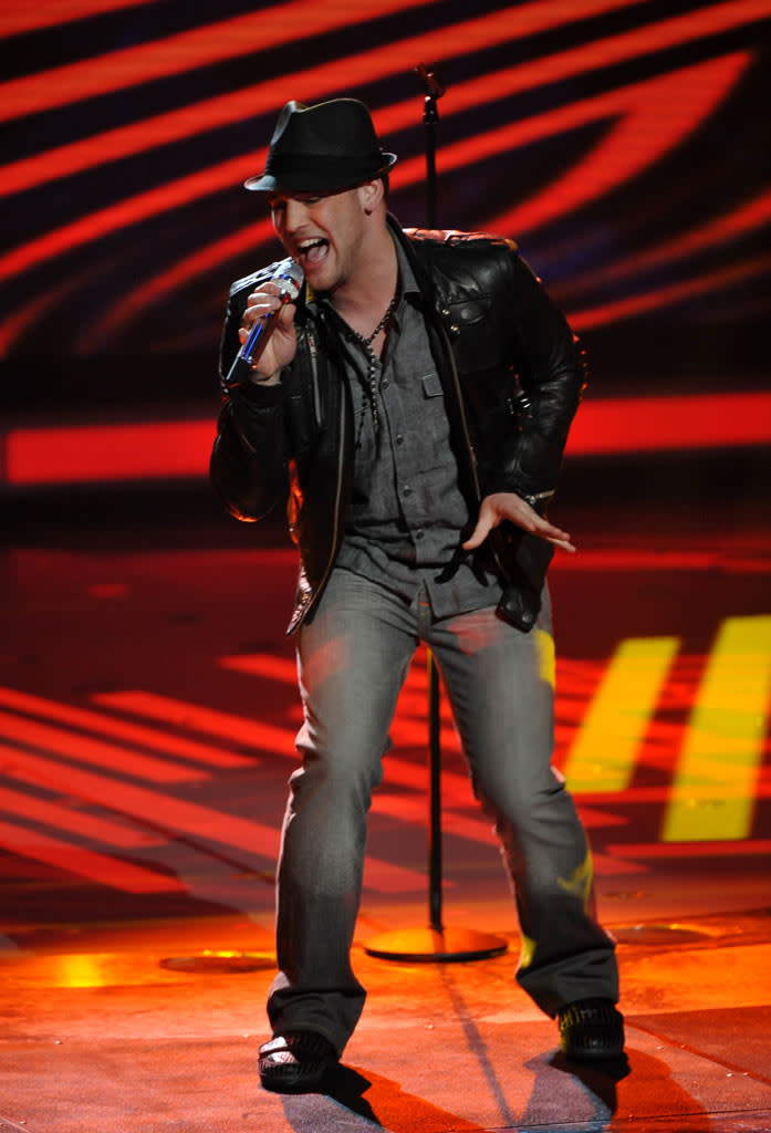 Matt Giraud performs "Part-Time Lover" by Stevie Wonder on "American Idol."