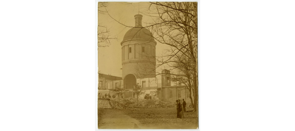 The old Indiana statehouse during demolition before the construction began on the new statehouse.