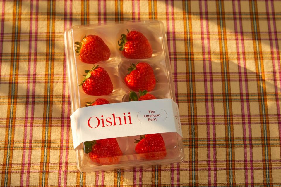 Oishii strawberries