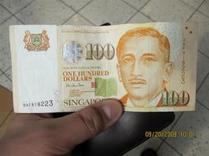 100 dollar singapore note