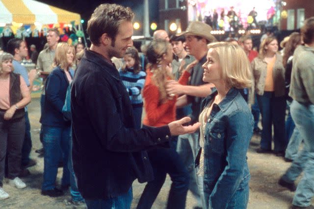 <p>Buena Vista Pictures / courtesy Everett Collection</p> Josh Lucas and Reese Witherspoon in 'Sweet Home Alabama'