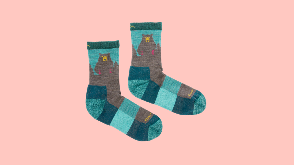 Gifts for outdoorsy women: hiking socks