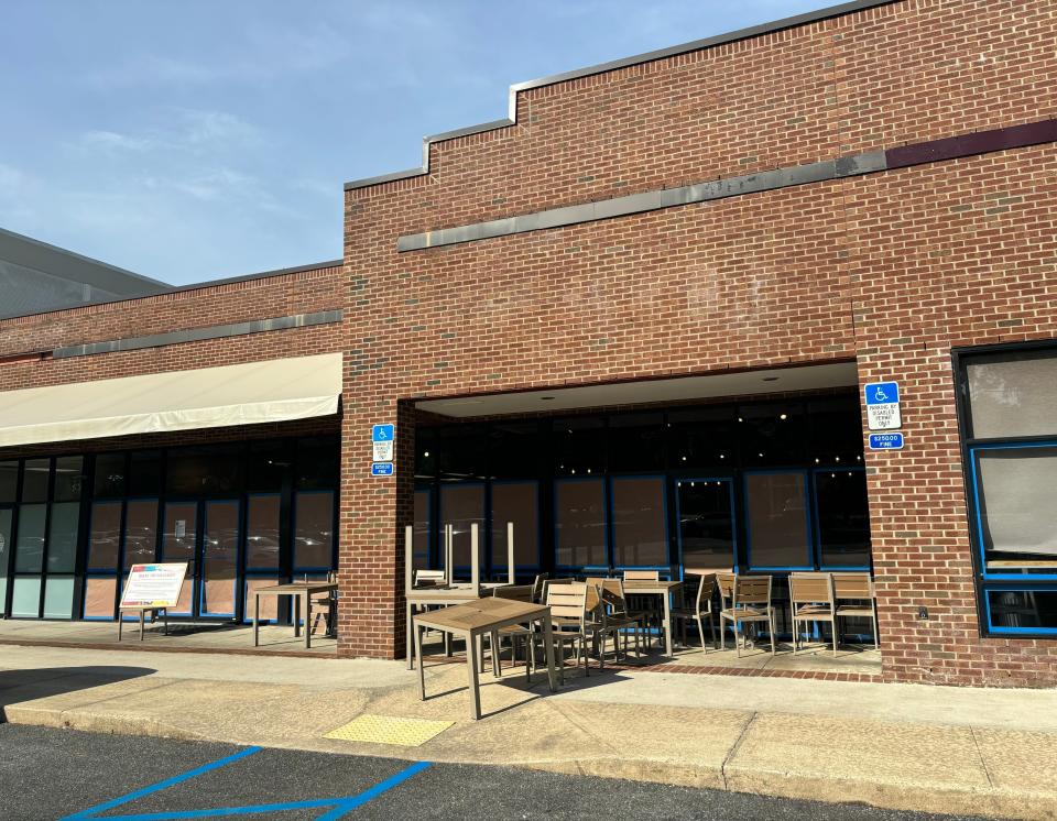 Maple Street Biscuit located on 4500 Shannon Lakes Drive West is permanently closed.