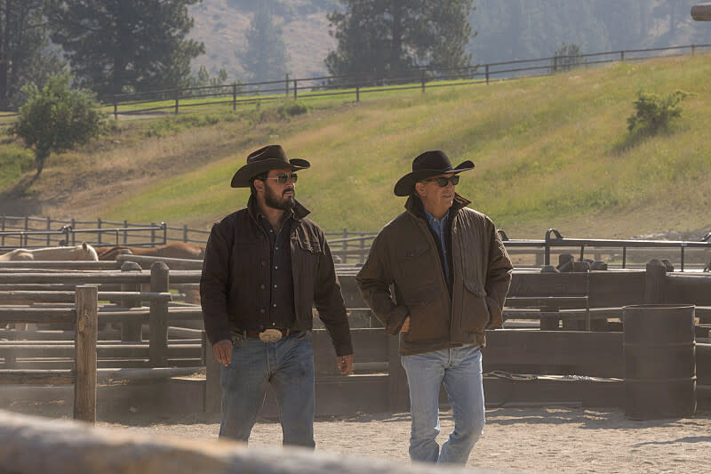 Cole Hauser and Costner on an episode of Yellowstone. (Courtesy Paramount)