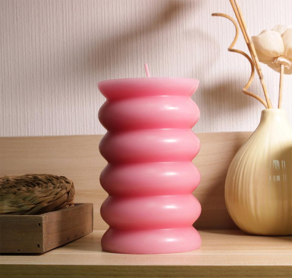 the bubble candle in pink