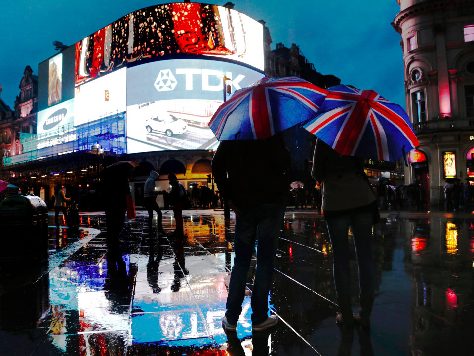 london piccadilly circus