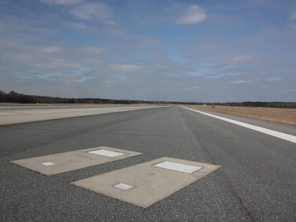 Savannah Airport Graves