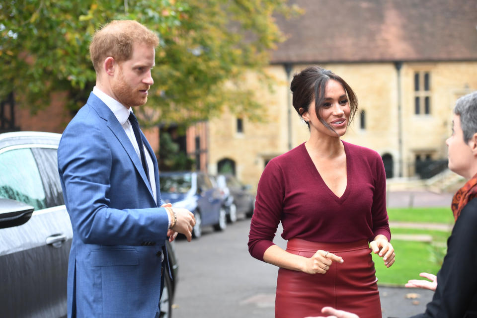 WINDSOR, UNITED KINGDOM - OCTOBER 25:  Meghan, Duchess of Sussex and Prince Harry, Duke of Sussex attend a roundtable discussion on gender equality with The Queens Commonwealth Trust (QCT) and One Young World at Windsor Castle on October 25, 2019 in Windsor, England. (Photo by Jeremy Selwyn - WPA Pool/Getty Images)