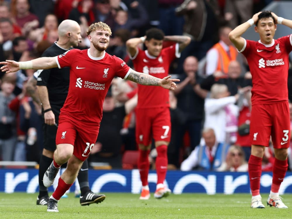 Harvey Elliott traf wunderschön, seine Kollegen staunten (Darren Staples)