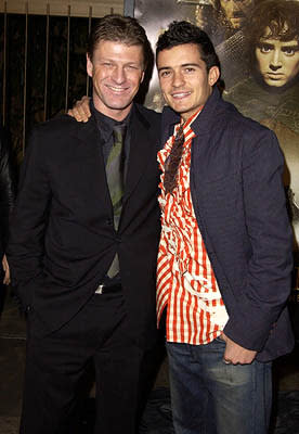 Sean Bean and Orlando Bloom at the Hollywood premiere of New Line's The Lord of The Rings: The Fellowship of The Ring