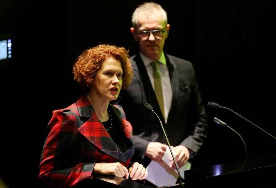 MCA director Elizabeth Ann Macgregor and AGNSW director Michael Brand in 2014.