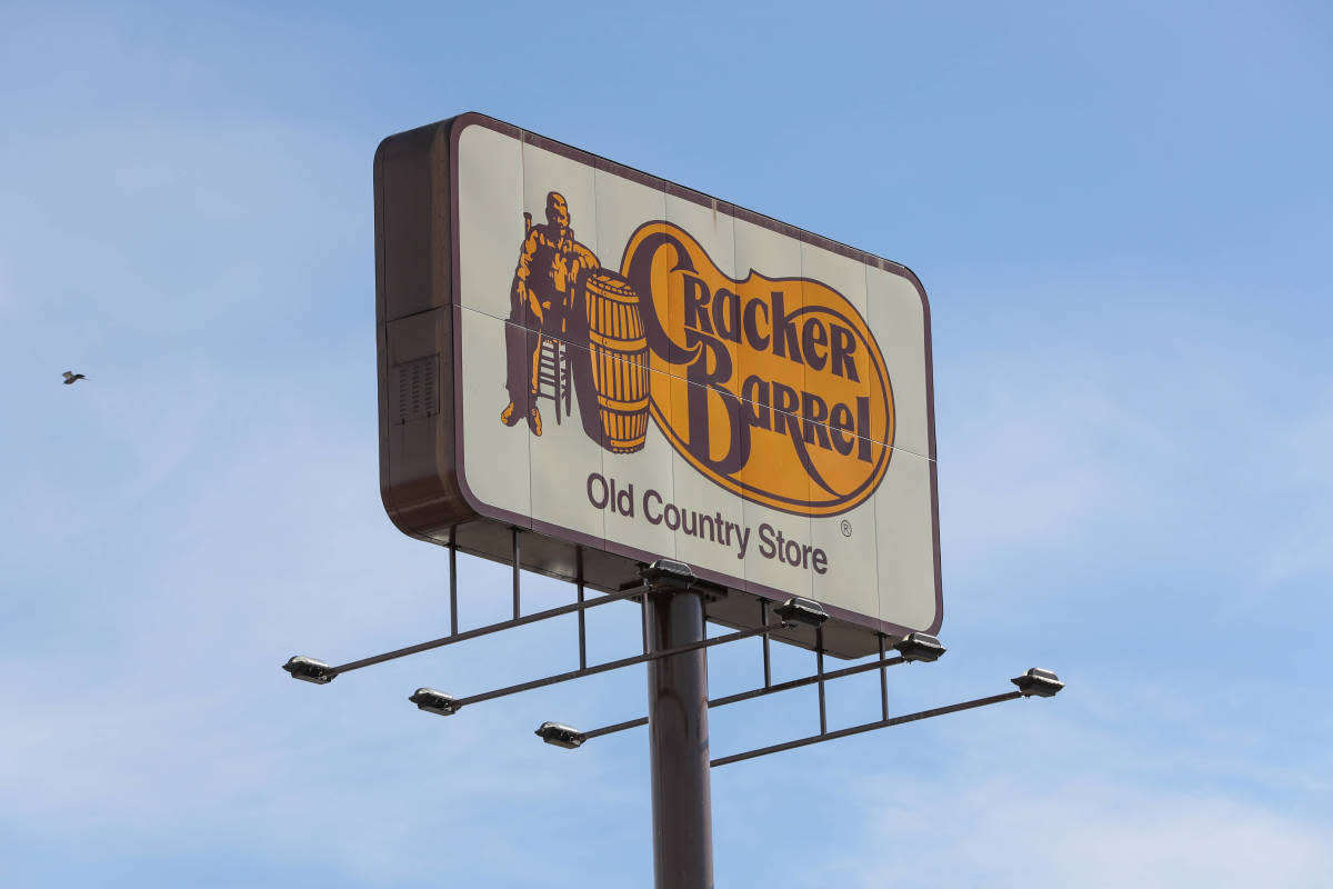 What Are Cracker Barrel's New Year's Day Hours?