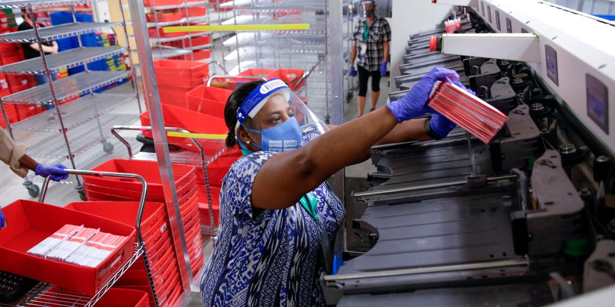 USPS mail sorting machine