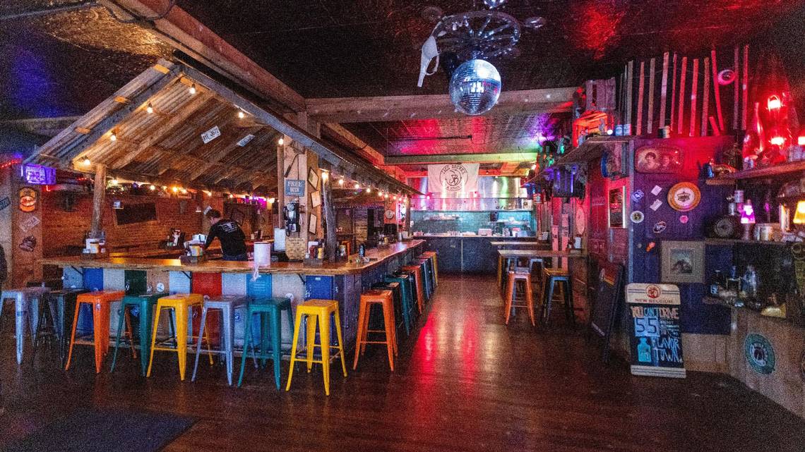 Elaborately themed bar and dining space inside Jack Brown’s beer and burger restaurant, which opened in March, at the former spot of Oscar Diggs on North Limestone. Marcus Dorsey/mdorsey@herald-leader.com