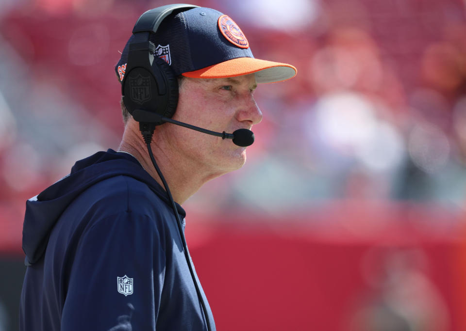 Sep 17, 2023; Tampa, Florida, USA; Chicago Bears head coach Matt Eberflus looks on during the second half against the Tampa Bay Buccaneers at Raymond James Stadium. Mandatory Credit: Kim Klement Neitzel-USA TODAY Sports ORG XMIT: IMAGN-710525 ORIG FILE ID: 20230917_lee_sv7_0238.JPG