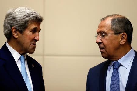 U.S. Secretary of State John Kerry (L) meets Russia's foreign minister Sergey Lavrov during a bilateral meeting at the sidelines of the ASEAN foreign ministers meeting in Vientiane, Laos July 26, 2016. REUTERS/Jorge Silva