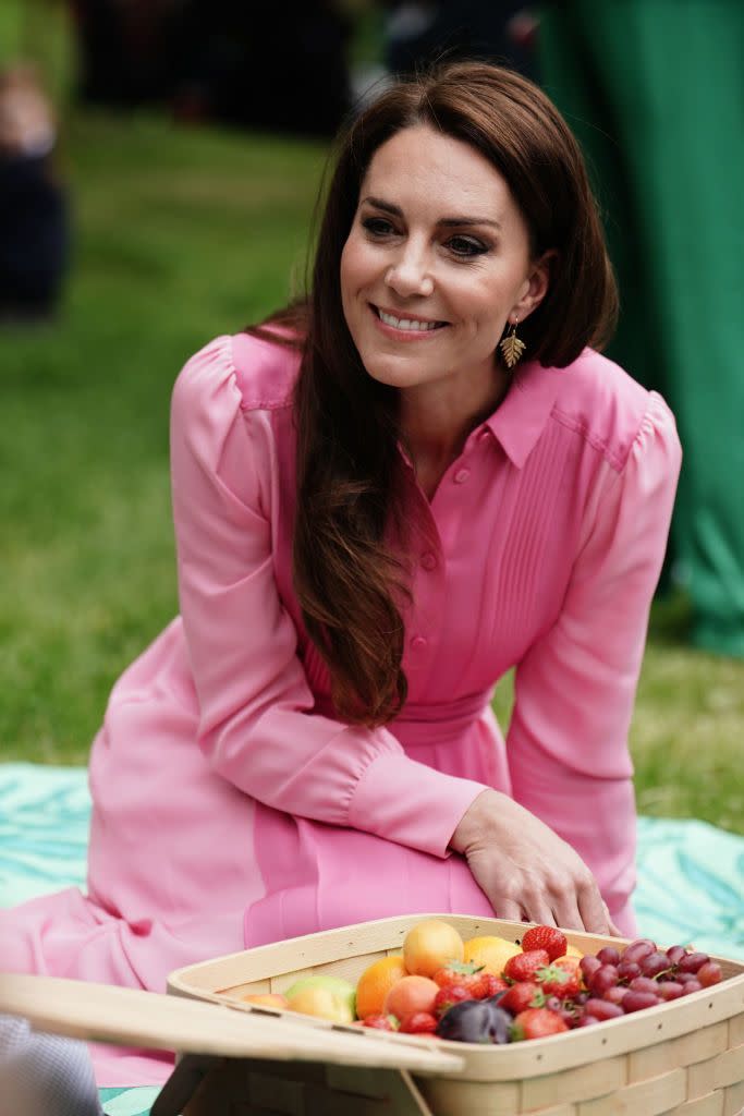 kate middleton visits the 2023 chelsea flower show