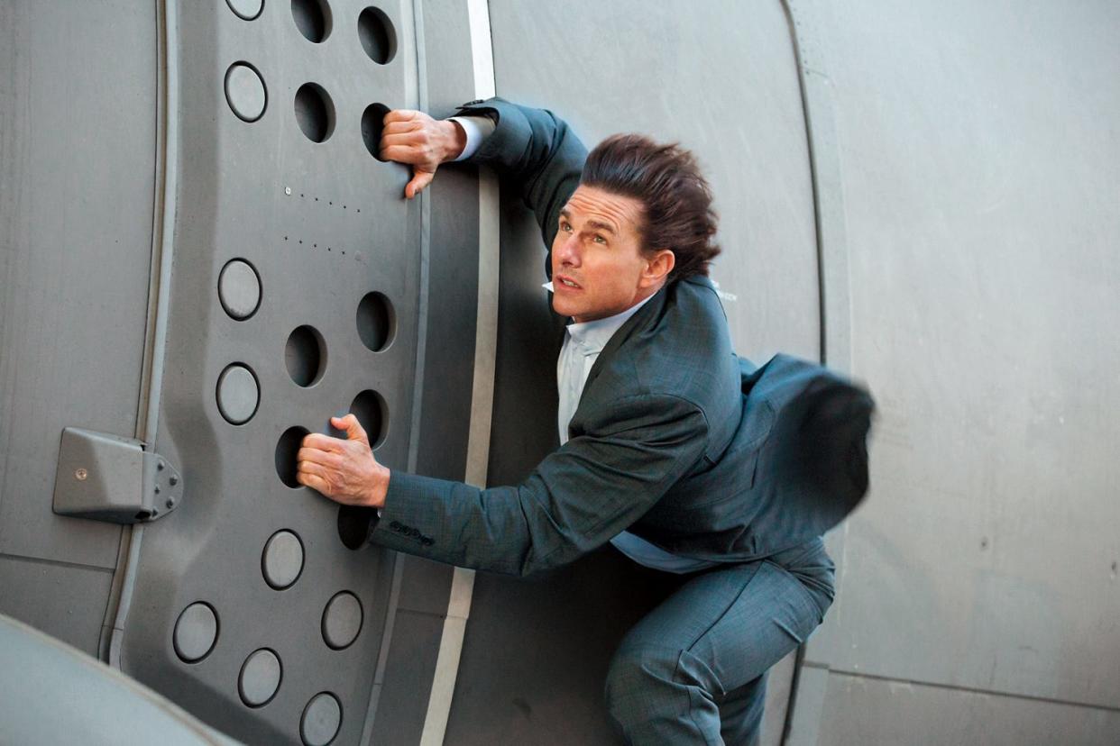 mission impossible Tom Cruise stunts