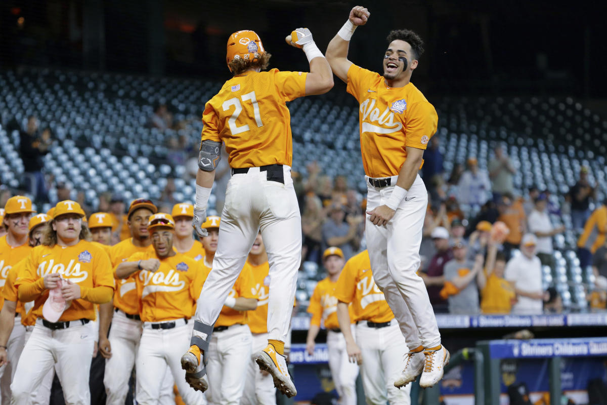 Michigan baseball eliminated from NCAA tournament by Louisville, 11-9