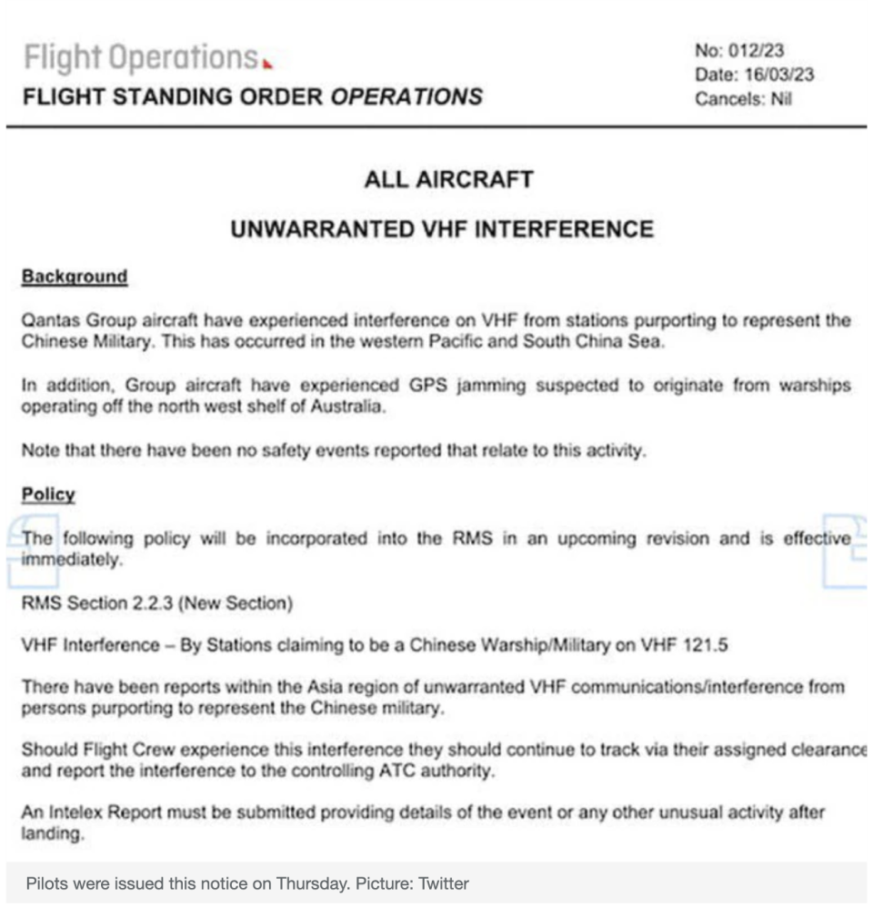 The note to pilots from Qantas.
