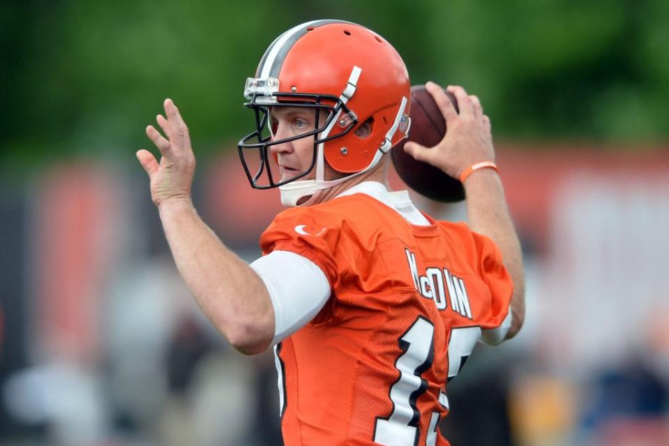 Jun 7, 2016; Berea, OH, USA; Cleveland Browns quarterback Josh McCown (13) throws a pass during minicamp at the Cleveland Browns training facility. Mandatory Credit: Ken Blaze-USA TODAY Sports