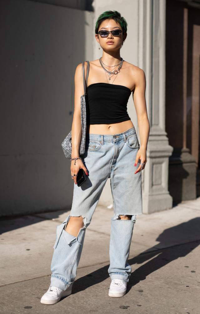 Will low-rise jeans take off this time? – Low-rise jeans are back for 2018