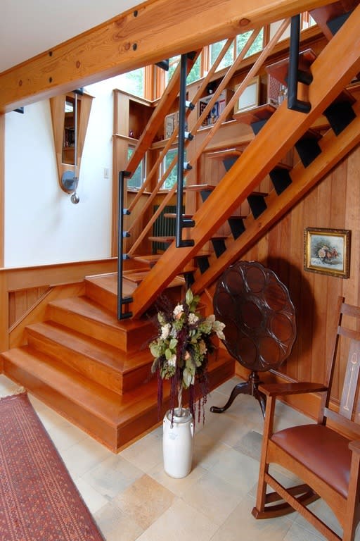 The stairs leading to the main floor