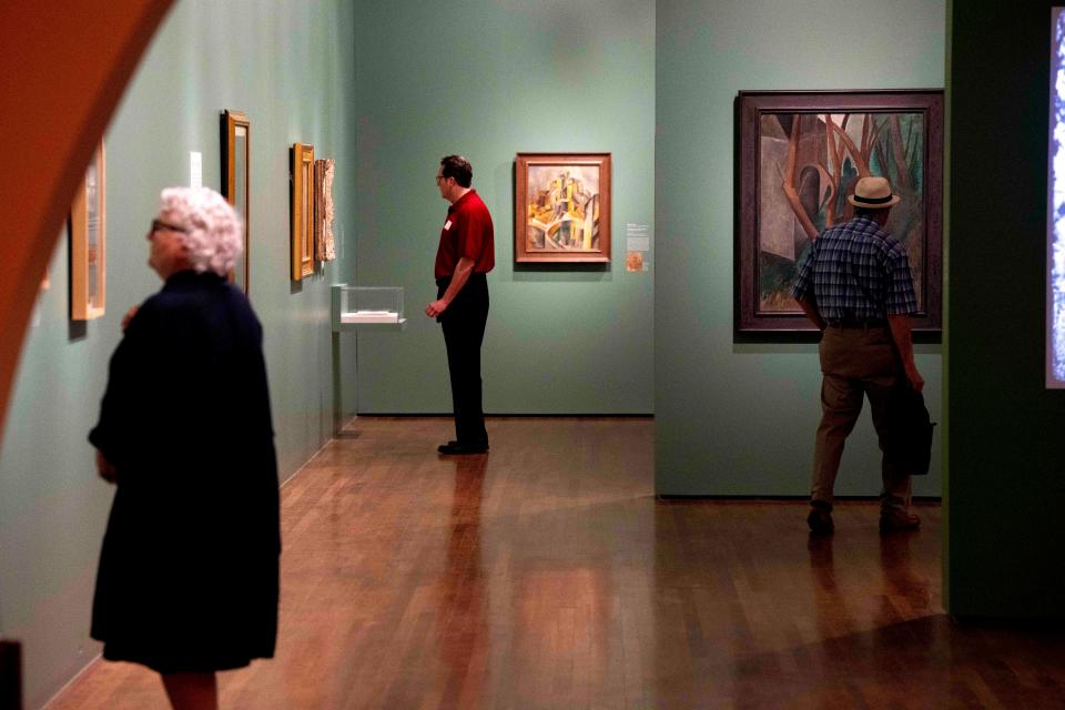 Cincinnati Art Museum's monthly Art After Dark event is a chance to see the current special exhibitions for free. This month you can view Picasso Landscapes: Out of Bounds.