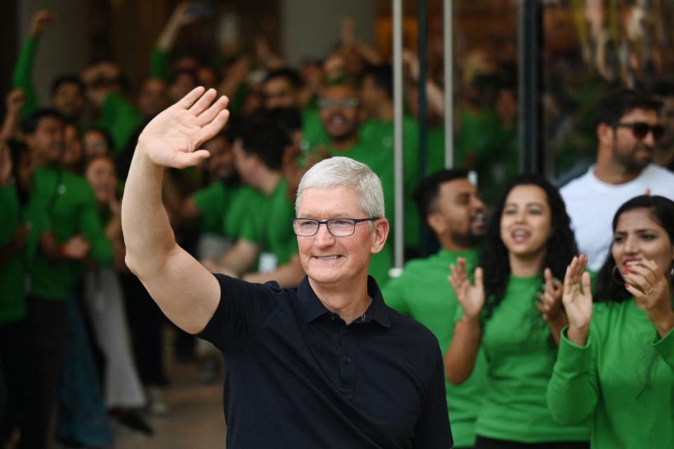 Einige Mitarbeiter wehren sich gegen die neue Büropflicht des Apple-CEOs.  - Copyright: PUNIT PARANJPE/AFP via Getty Images