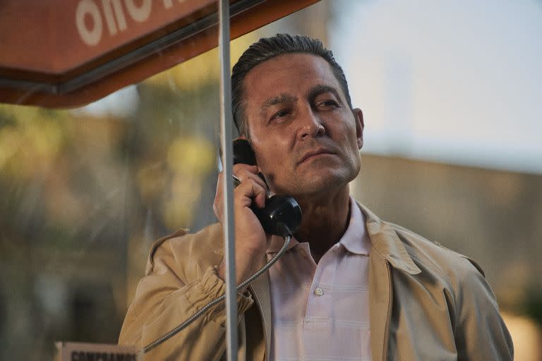 Fernando Colunga en la nueva serie El secreto de la familia Greco, basada en la producción Historia de un clan