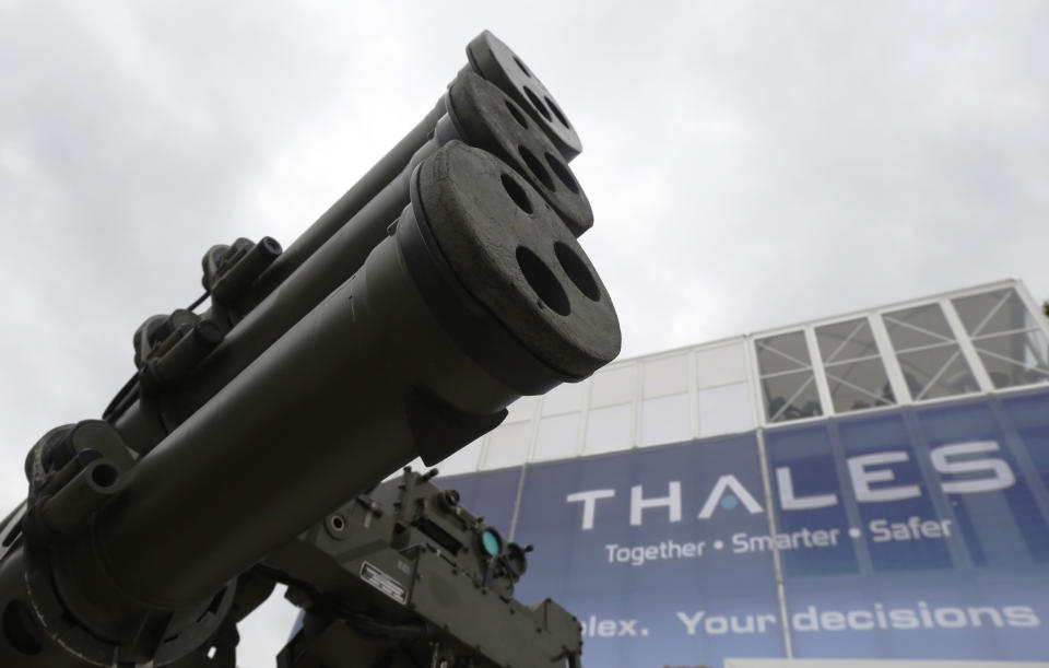 A Starstreak anti-aircraft missile launcher is seen at the Farnborough Airshow in southern England July 10, 2012.  REUTERS/Luke MacGregor  (BRITAIN - Tags: TRANSPORT BUSINESS MILITARY)