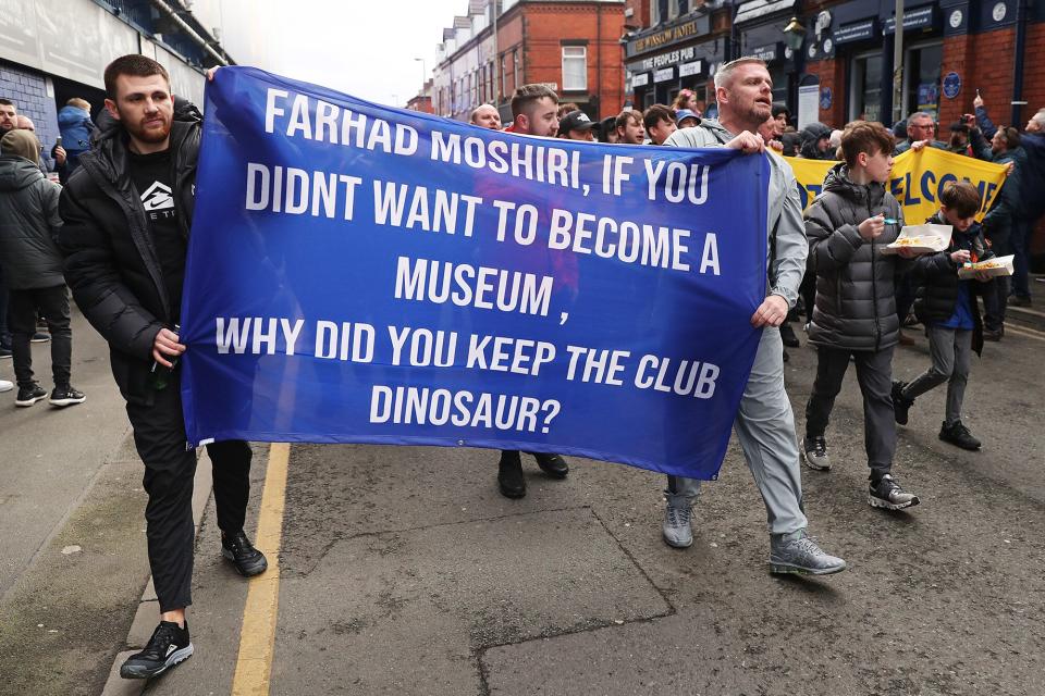 FILE PHOTO: Everton fans protest against Farhad Moshiri prior to a Premier League match in Liverpool, UK, on Feb. 18, 2023. (Photo: Lewis Storey/Getty Images via Bloomberg)