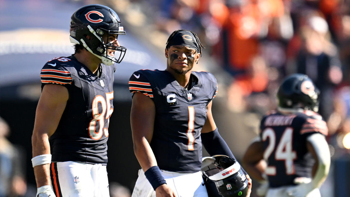 Bears' Matt Eberflus 'disappointed' Alex Leatherwood didn't work out – NBC  Sports Chicago