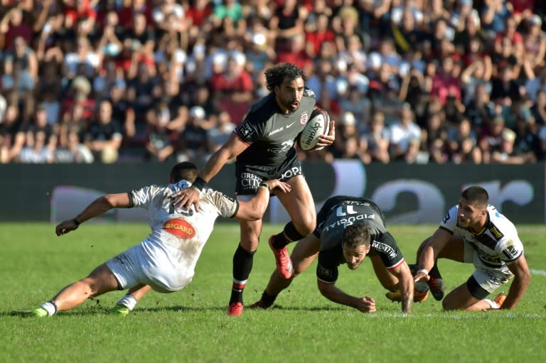 Yoann Huget was one of five try-scorers for Toulouse in their win over La Rochelle