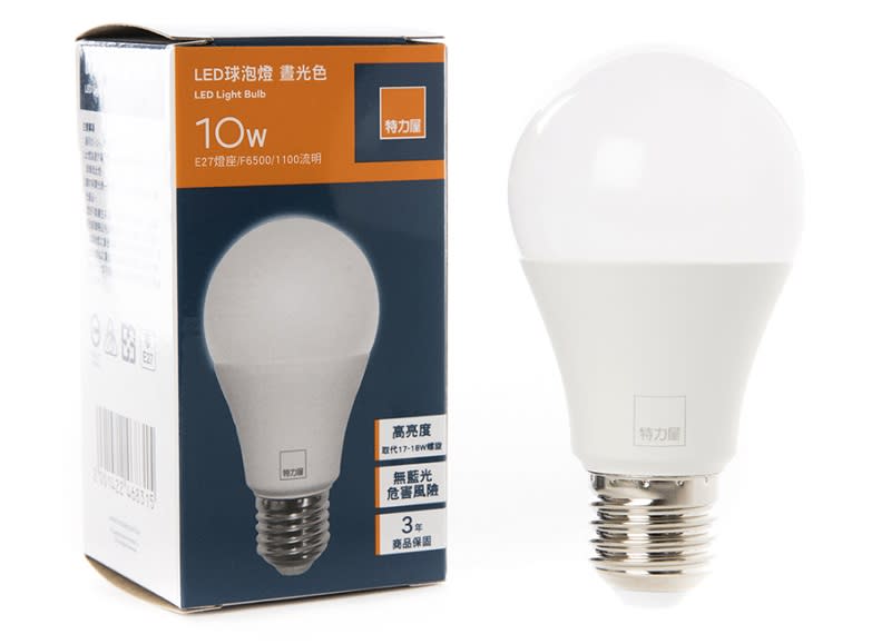 ▲二代LED球泡型燈泡，流明：1100lm、瓦數：10W，具高發光效率，節能省電。原價99活動價88，囤貨好選擇。（圖片來源：Yahoo超級商城）