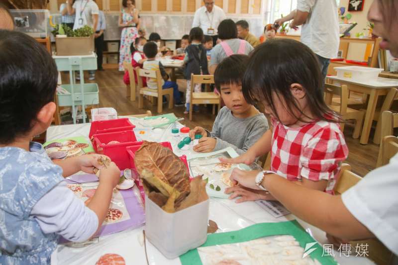 20171129-幼兒園，幼兒體能活動，幼兒表演，幼兒勞作，「友善城市‧幸福臺北～臺北市螢橋、黃鸝鳥及實踐非營利幼兒園」。（陳明仁攝）