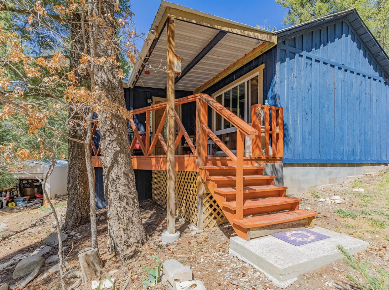 New Mexico: The 3-Bedroom Mountain Cabin