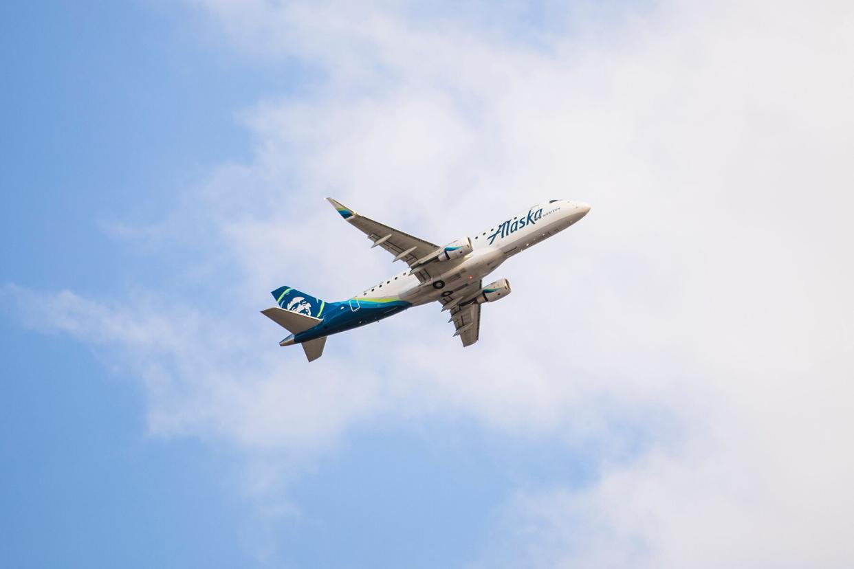 Alaska Airlines airplane in flight